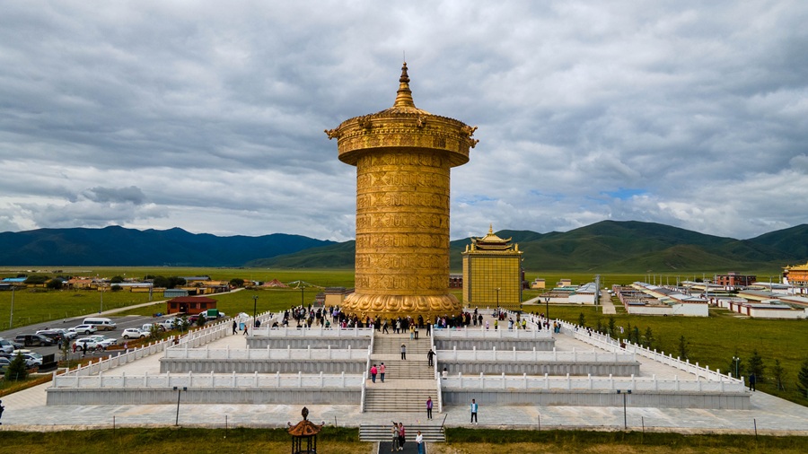【异域甘南.禅心色达】麦积山/官鹅沟/腊子口/拉卜楞寺/扎尕那/观音镇/色达/九曲黄河第一湾/ 花湖/红原大草原/阿万仓湿地/莲宝叶则/娘玛寺转经筒/桑科草原8天